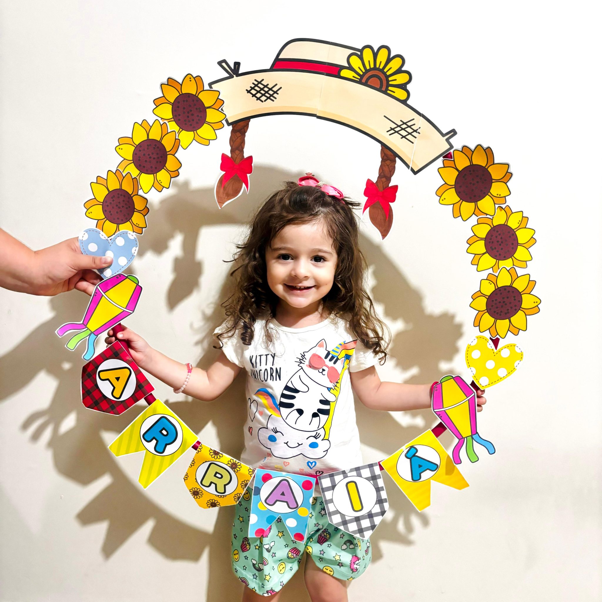 MOLDURA FESTA JUNINA/JULINA PARA FOTO NO BAMBOLÊ – Educa Arte Materiais ...